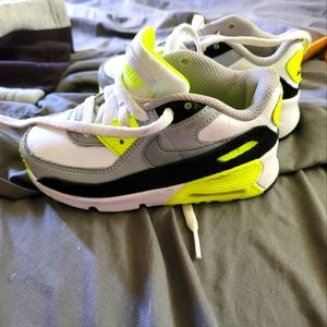 Boys Nike shoes size 9